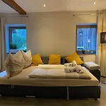 Haus Wolfsbach Апартаменты *