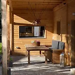 Haus Wolfsbach Апартаменты *